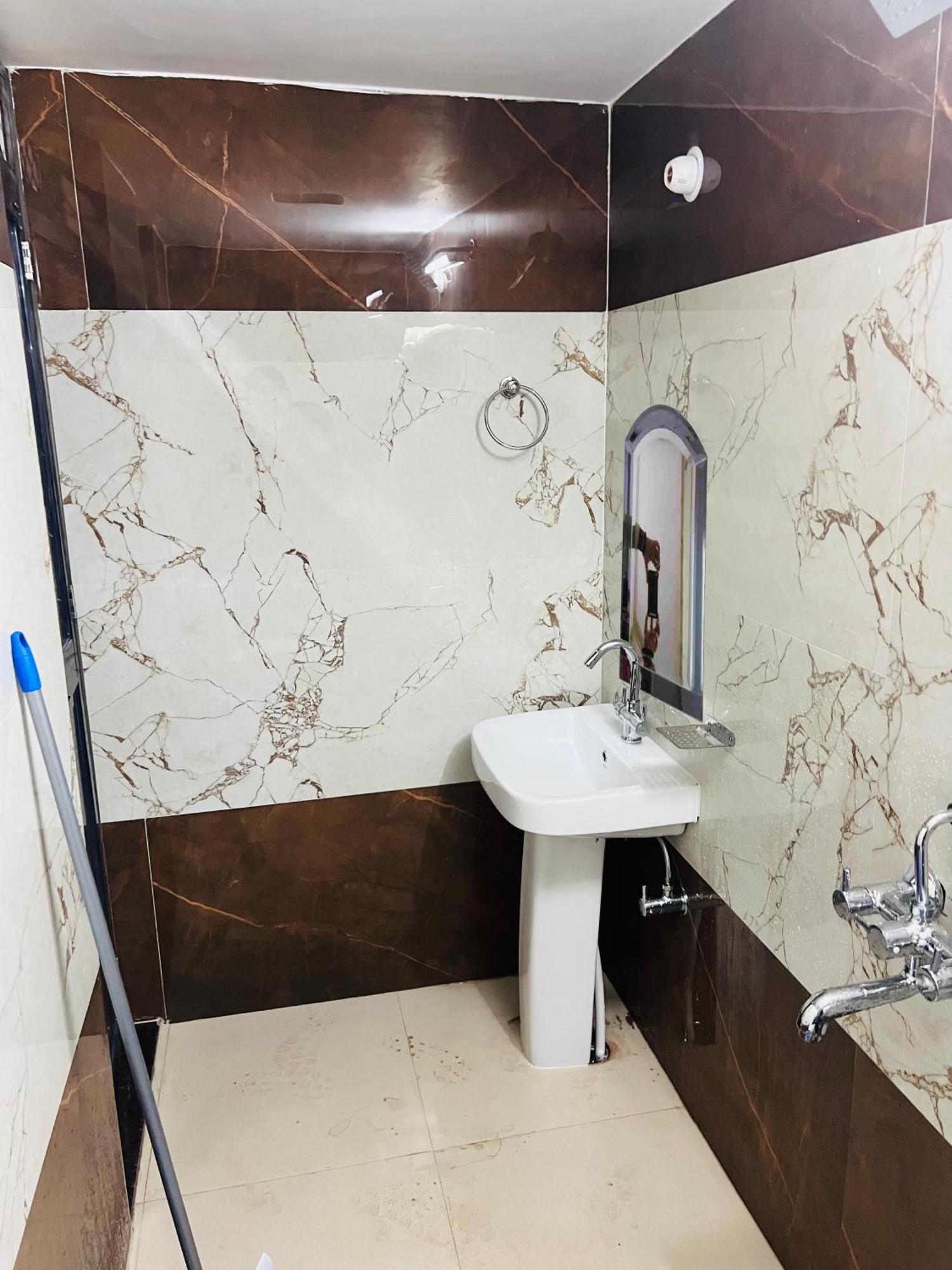 Sg Home Stay Ayodhya Exterior photo